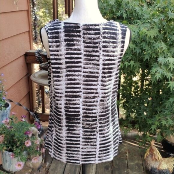 Worthington Stretch Top - Picture 5 of 10